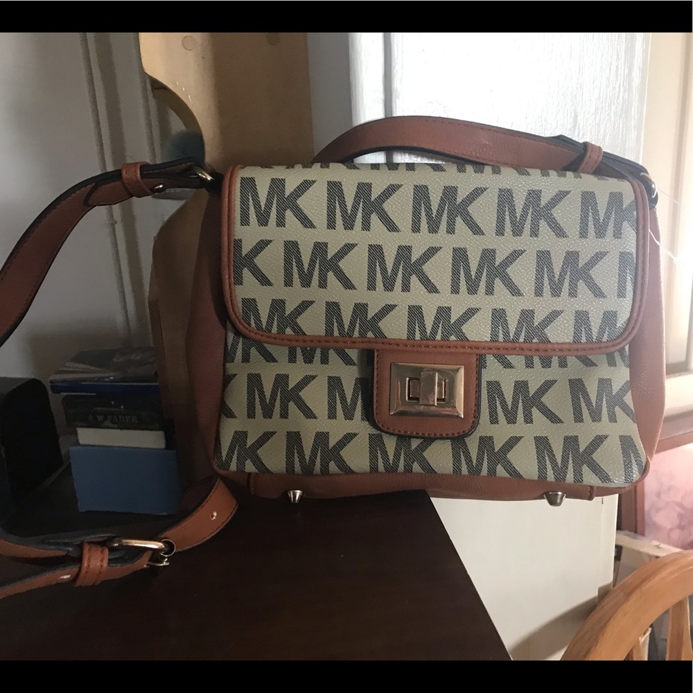 Purse- signature